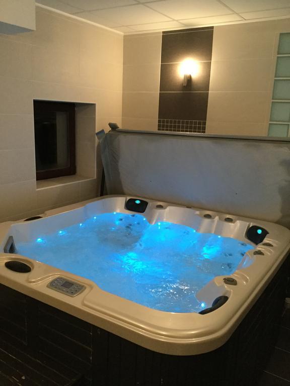 Ernesta Club Lipno Apartment Lipno nad Vltavou Ngoại thất bức ảnh