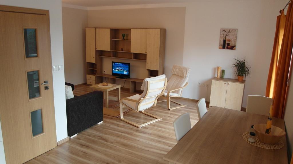 Ernesta Club Lipno Apartment Lipno nad Vltavou Ngoại thất bức ảnh